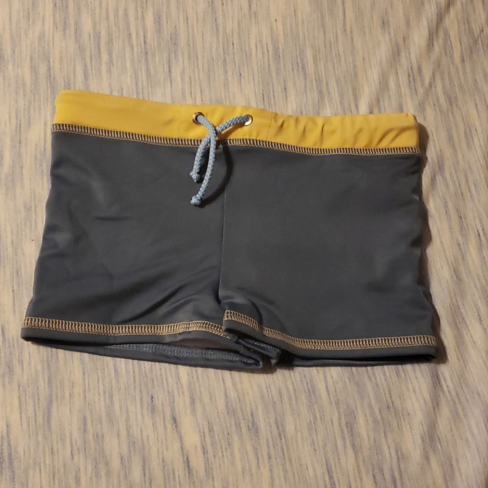 NWT Dot Dot Smile Swim shorts
